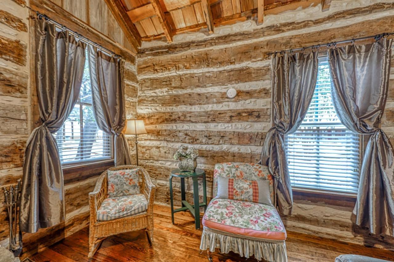 Apartament Historic Rocky Hill Fredericksburg Zewnętrze zdjęcie