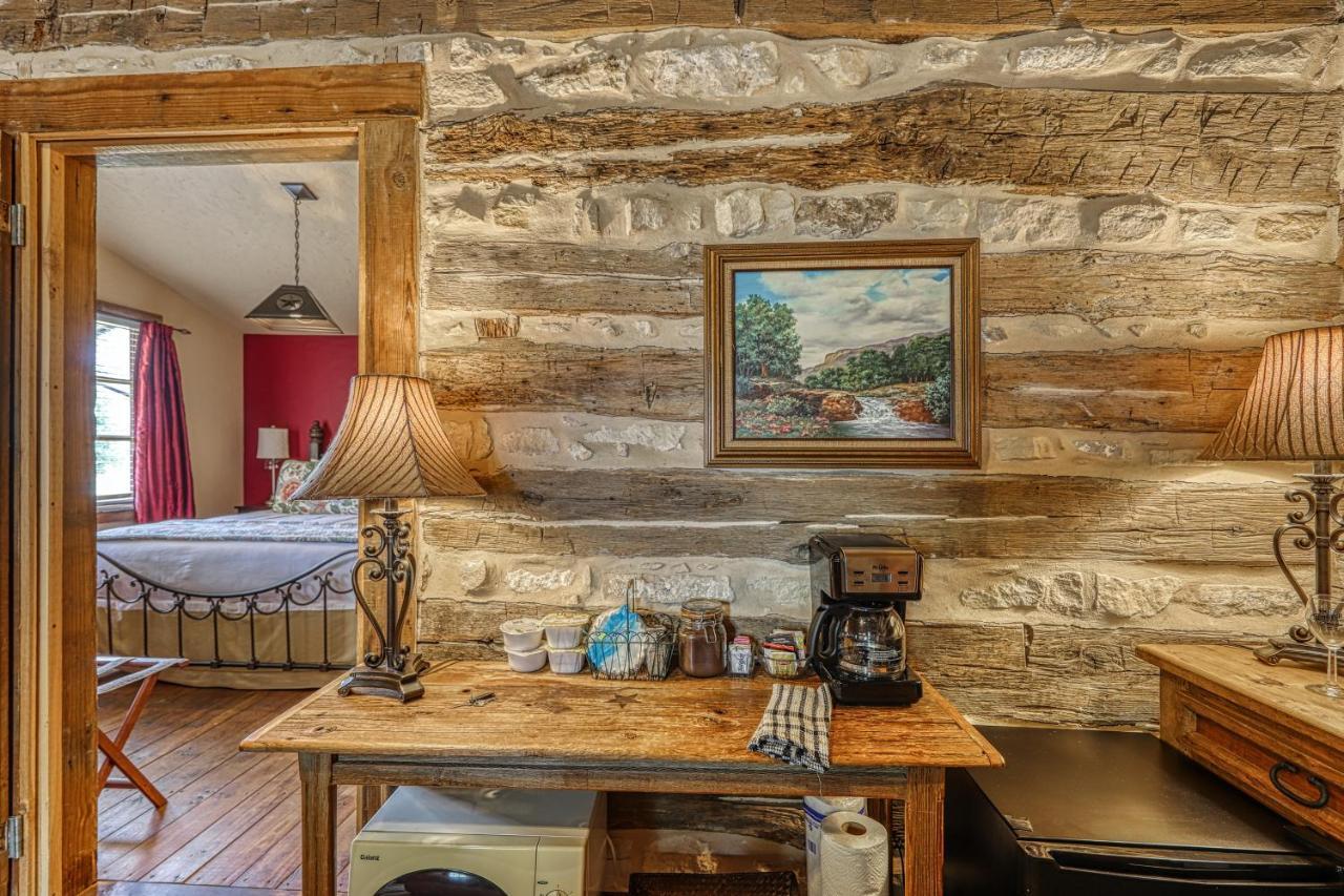 Apartament Historic Rocky Hill Fredericksburg Zewnętrze zdjęcie